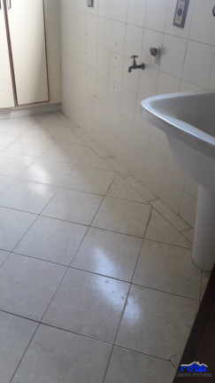 Apartamento com 2 Quartos à Venda, 130 m² em Marapé - Santos