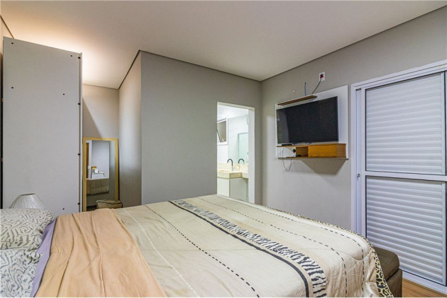 Imagem Casa com 3 Quartos à Venda,  em Vila Romana - São Paulo