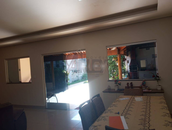 Imagem Casa com 3 Quartos à Venda, 300 m² em Maracanã - Montes Claros Imagem Casa com 3 Quartos à Venda, 300 m² em Maracanã - Montes Claros