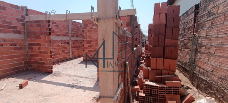 Imagem Casa com 3 Quartos à Venda, 180 m² em Independência - 3º Complemento - Aparecida De Goiânia