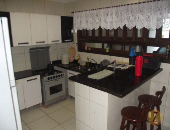 Imagem Sobrado com 3 Quartos para Temporada, em Bombas - Bombinhas Imagem Sobrado com 3 Quartos para Temporada, em Bombas - Bombinhas