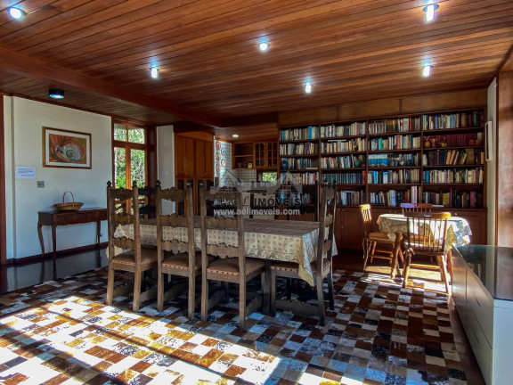 Imagem Casa com 5 Quartos à Venda, 417 m² em Alto Boa Vista - Campos Do Jordão