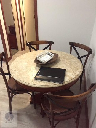 Apartamento com 1 Quarto para Alugar, 50 m² em Consolação - São Paulo