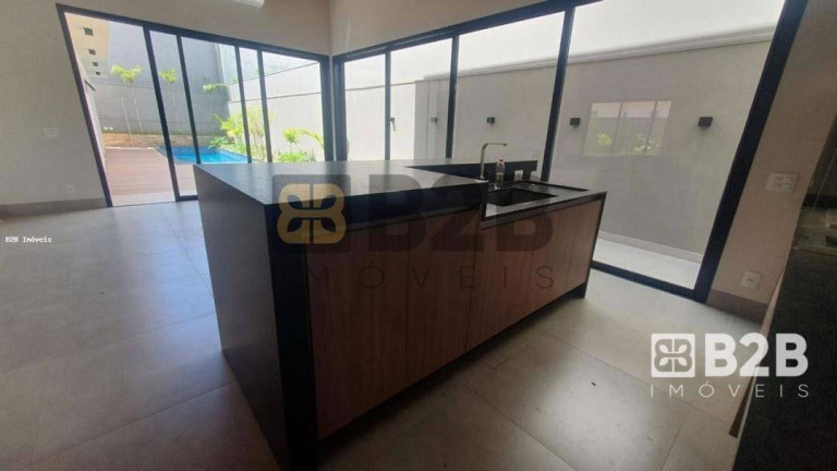 Imagem Casa com 3 Quartos à Venda, 290 m² em Jardim Estoril 5 - Bauru Imagem Casa com 3 Quartos à Venda, 290 m² em Jardim Estoril 5 - Bauru