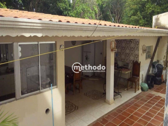 Imagem Casa com 4 Quartos à Venda, 220 m² em Taquaral - Campinas Imagem Casa com 4 Quartos à Venda, 220 m² em Taquaral - Campinas