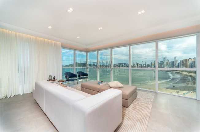 Apartamento com 4 Quartos à Venda, 282 m² em Pioneiros - Balneário Camboriú