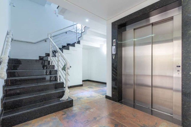 Imagem Apartamento com 3 Quartos à Venda, 400 m² em Três Figueiras - Porto Alegre