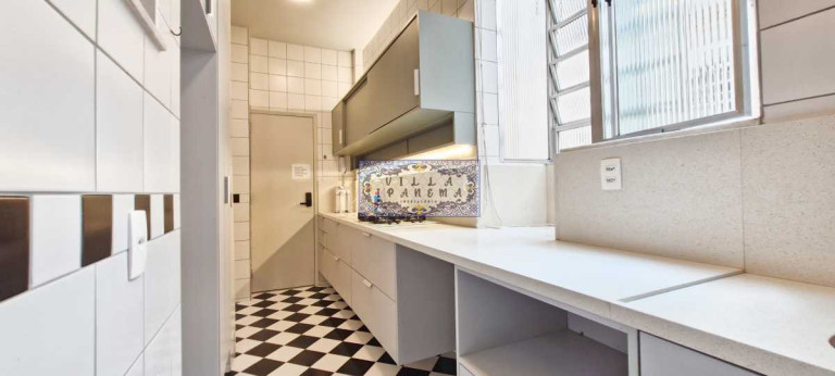 Imagem Apartamento com 2 Quartos à Venda, 70 m² em Copacabana - Rio De Janeiro Imagem Apartamento com 2 Quartos à Venda, 70 m² em Copacabana - Rio De Janeiro