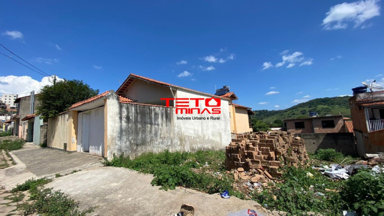 Imagem Casa com 4 Quartos à Venda, 218 m² em Sonda - São Lourenço