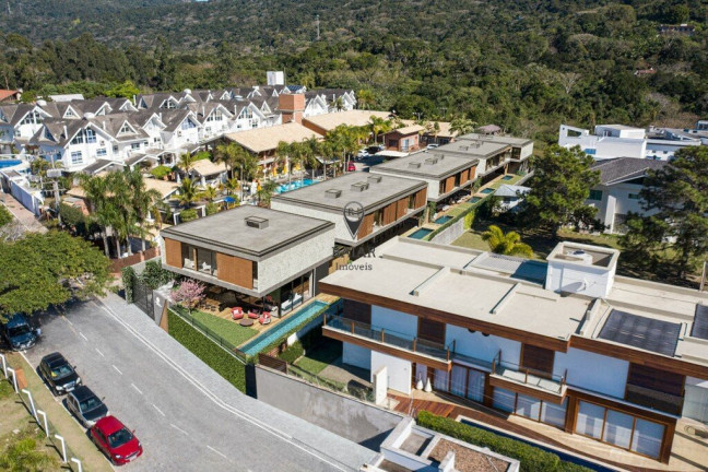 Imagem Casa de Condomínio com 4 Quartos à Venda,  em Praia Do Estaleiro - Balneário Camboriú