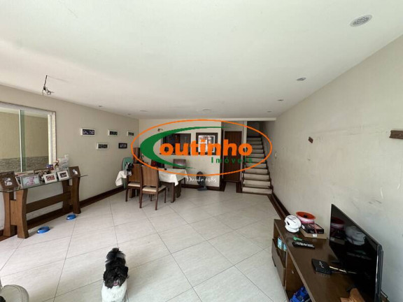 Imagem Casa com 3 Quartos à Venda, 220 m² em Andaraí - Rio De Janeiro Imagem Casa com 3 Quartos à Venda, 220 m² em Andaraí - Rio De Janeiro