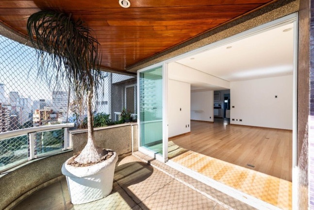 Imagem Imóvel com 3 Quartos à Venda, 629 m² em Jardim Paulista - São Paulo Imagem Imóvel com 3 Quartos à Venda, 629 m² em Jardim Paulista - São Paulo