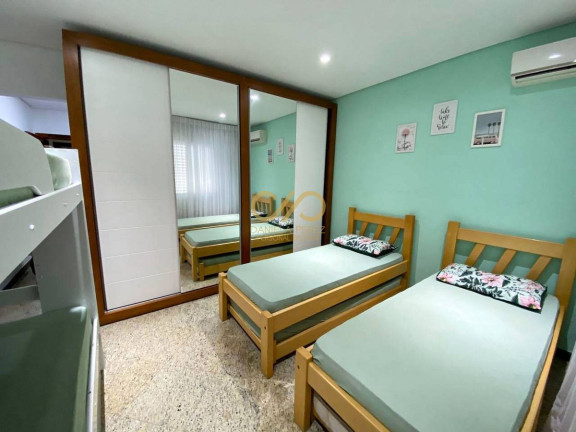 Imagem Casa com 3 Quartos à Venda, 303 m² em Canto Do Forte - Praia Grande Imagem Casa com 3 Quartos à Venda, 303 m² em Canto Do Forte - Praia Grande