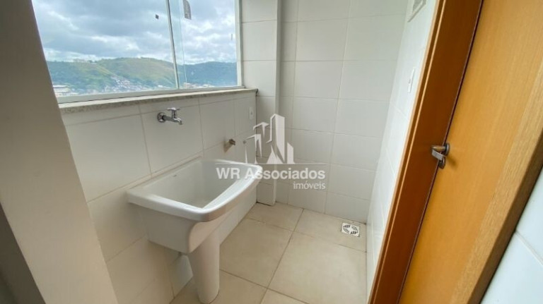 Imagem Apartamento com 2 Quartos à Venda, 80 m²