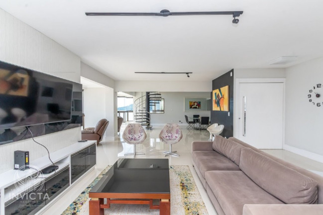 Imagem Cobertura com 5 Quartos à Venda, 623 m² em Centro - Balneário Camboriú
