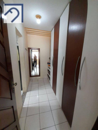 Imagem Casa com 4 Quartos à Venda, 257 m² em Lagoa Nova - Natal