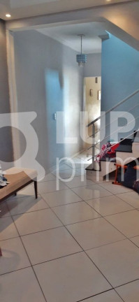 Imagem Casa com 3 Quartos à Venda, 120 m² em Jardim Ana Maria - Santo André Imagem Casa com 3 Quartos à Venda, 120 m² em Jardim Ana Maria - Santo André