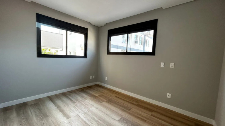 Imagem Apartamento com 2 Quartos à Venda, 87 m² em Palmas - Governador Celso Ramos