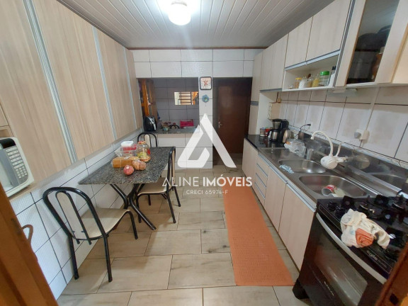 Imagem Casa com 2 Quartos à Venda, 205 m² em Centro - Cruz Alta Imagem Casa com 2 Quartos à Venda, 205 m² em Centro - Cruz Alta