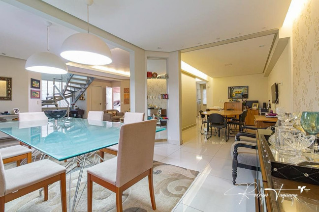 Imagem Sobrado com 4 Quartos à Venda, 421 m² em Jardim América - Goiânia