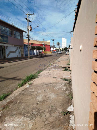 Imagem Casa com 3 Quartos à Venda, 294 m² em Vila Santa Terezinha - Pirassununga