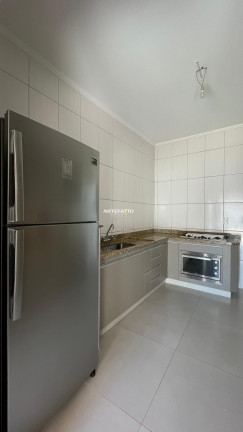 Imagem Casa com 2 Quartos à Venda, 94 m²