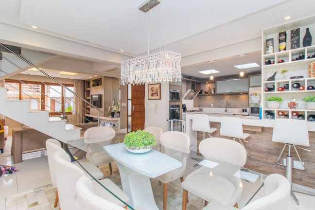 Imagem Casa com 3 Quartos à Venda, 241 m² em Agronomia - Porto Alegre