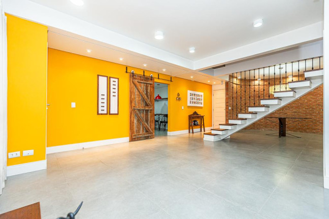Imagem Casa com 3 Quartos à Venda, 236 m² em Santa Quitéria - Curitiba