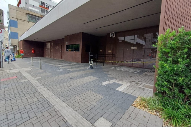 Imagem Imóvel com 1 Quarto à Venda, 25 m² em Cidade Baixa - Porto Alegre Imagem Imóvel com 1 Quarto à Venda, 25 m² em Cidade Baixa - Porto Alegre