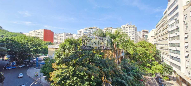 Imagem Apartamento com 3 Quartos à Venda, 185 m² em Copacabana - Rio De Janeiro Imagem Apartamento com 3 Quartos à Venda, 185 m² em Copacabana - Rio De Janeiro