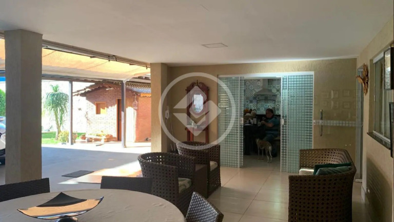 Imagem Casa com 3 Quartos à Venda, 247 m² em Setor Coimbra - Goiânia Imagem Casa com 3 Quartos à Venda, 247 m² em Setor Coimbra - Goiânia