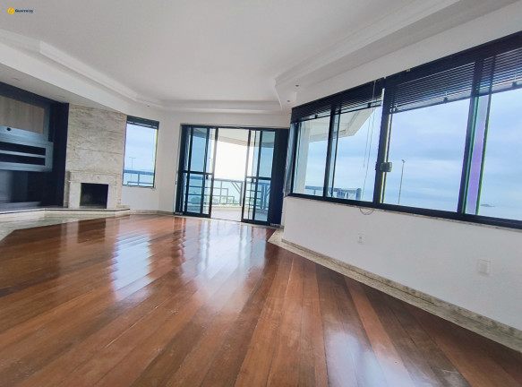 Imagem Apartamento com 3 Quartos à Venda, 216 m² em Agronômica - Florianópolis Imagem Apartamento com 3 Quartos à Venda, 216 m² em Agronômica - Florianópolis