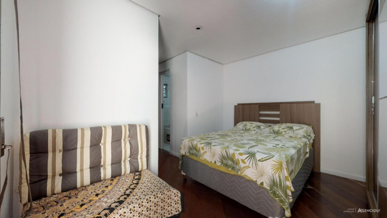 Imagem Imóvel com 2 Quartos à Venda, 94 m² em Petrópolis - Porto Alegre Imagem Imóvel com 2 Quartos à Venda, 94 m² em Petrópolis - Porto Alegre