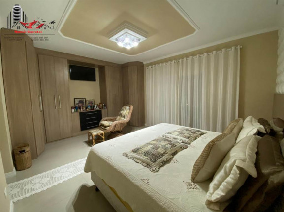 Imagem Casa com 4 Quartos à Venda, em Florida - Praia Grande Imagem Casa com 4 Quartos à Venda, em Florida - Praia Grande