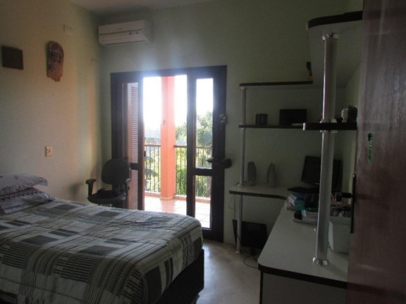 Imagem Casa com 3 Quartos à Venda, 350 m² em Jardim Indaia - Embu Das Artes Imagem Casa com 3 Quartos à Venda, 350 m² em Jardim Indaia - Embu Das Artes