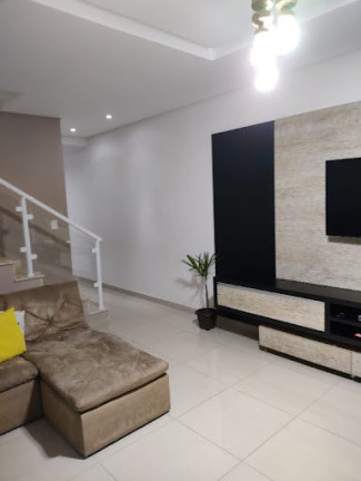 Imagem Sobrado com 3 Quartos à Venda, 198 m² em Cidade Salvador - Jacareí