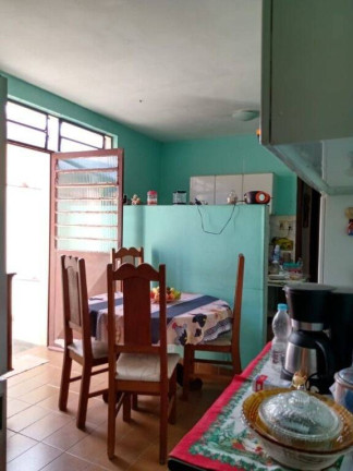 Imagem Casa com 3 Quartos à Venda, 134 m² em Vila Nossa Senhora Das Graças - Taubaté Imagem Casa com 3 Quartos à Venda, 134 m² em Vila Nossa Senhora Das Graças - Taubaté