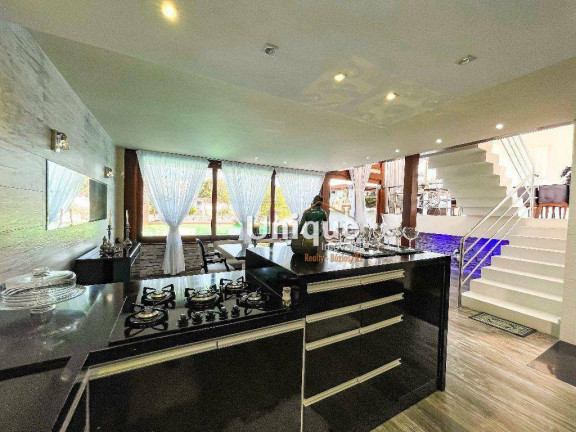 Imagem Casa com 4 Quartos à Venda, 400 m² em Marina - Armação Dos Búzios