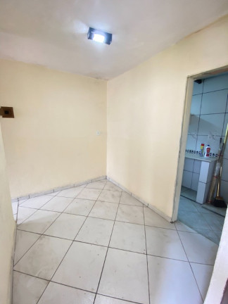 Imagem Casa com 2 Quartos à Venda, 84 m² em Saracuruna - Duque De Caxias