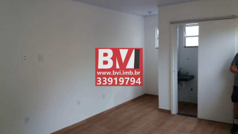 Imagem Casa com 1 Quarto à Venda, 48 m² em Braz De Pina - Rio De Janeiro Imagem Casa com 1 Quarto à Venda, 48 m² em Braz De Pina - Rio De Janeiro