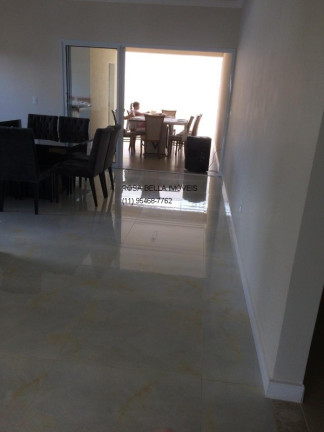 Imagem Casa com 3 Quartos à Venda, 300 m² em Medeiros - Jundiaí Imagem Casa com 3 Quartos à Venda, 300 m² em Medeiros - Jundiaí