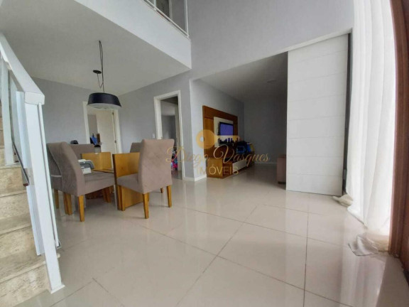 Imagem Casa com 3 Quartos à Venda, 450 m² em Bom Retiro - Teresópolis Imagem Casa com 3 Quartos à Venda, 450 m² em Bom Retiro - Teresópolis