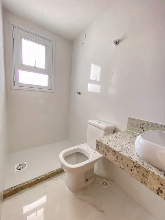 Imagem Imóvel com 2 Quartos à Venda, 65 m² em Centro - Guarapari
