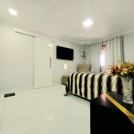 Imagem Casa com 3 Quartos à Venda, 248 m² em Parque Residencial Laranjeiras - Serra Imagem Casa com 3 Quartos à Venda, 248 m² em Parque Residencial Laranjeiras - Serra