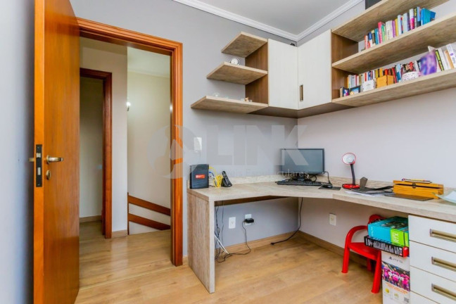 Imagem Imóvel com 3 Quartos à Venda, 128 m² em Jardim Itu - Porto Alegre Imagem Imóvel com 3 Quartos à Venda, 128 m² em Jardim Itu - Porto Alegre