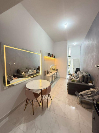 Imagem Casa com 2 Quartos à Venda, 67 m² em Areias - Tijucas
