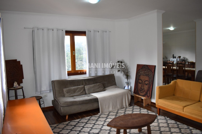 Imagem Casa com 4 Quartos à Venda, 212 m² em Região Do Vale Encantado - Campos Do Jordão