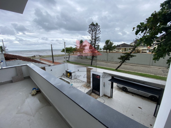 Imagem Casa com 4 Quartos à Venda, 253 m² em Cidade Nova Peruíbe - Peruíbe Imagem Casa com 4 Quartos à Venda, 253 m² em Cidade Nova Peruíbe - Peruíbe