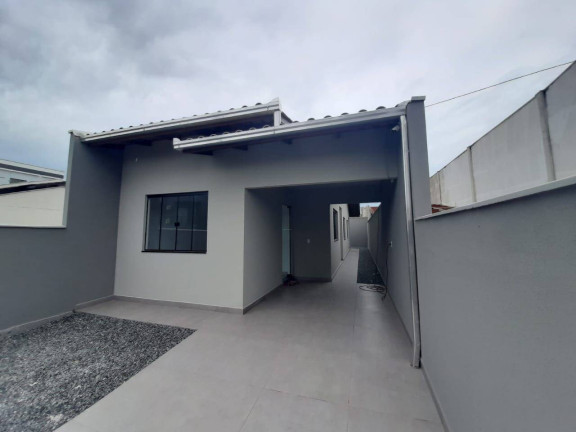 Casa com 2 Quartos à Venda,  em Barra Velha