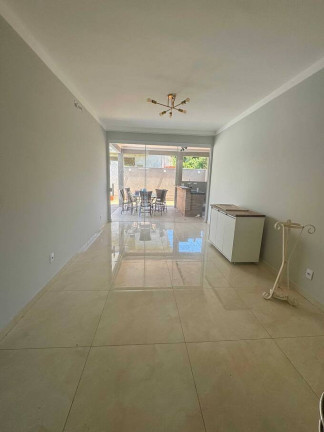 Imagem Casa de Condomínio com 2 Quartos à Venda, 180 m² em Condomínio Campos Do Conde - Sorocaba Imagem Casa de Condomínio com 2 Quartos à Venda, 180 m² em Condomínio Campos Do Conde - Sorocaba